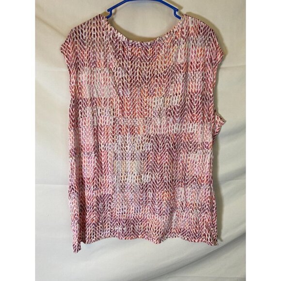 JCP WOMENS PLUS SIZE 1X SHORT SLEEVE TOP SHIRT BLOUSE PINK PATTERN SLEEVELESS - Picture 3 of 3